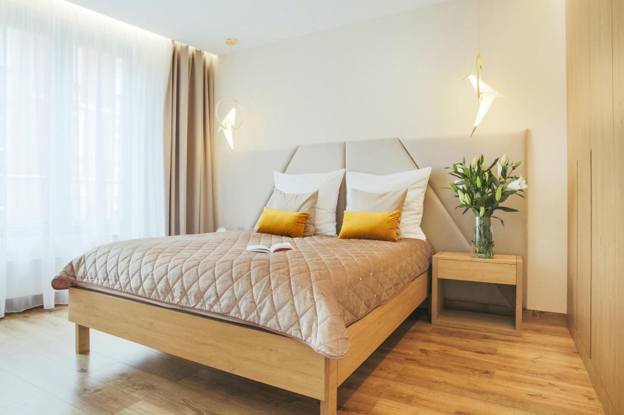 Golden Queen Apartments Old Town Krakow Luaran gambar