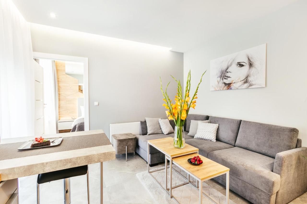 Golden Queen Apartments Old Town Krakow Luaran gambar