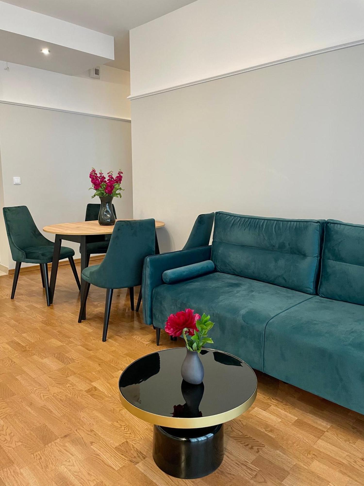 Golden Queen Apartments Old Town Krakow Luaran gambar